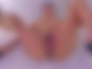 Live cam show with Vanessa - Full Nudity on Camsoda
