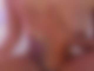 Live cam show with Vanessa - Smoking on Camsoda