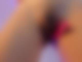 Live cam show with Vanessa - Full Nudity on Camsoda