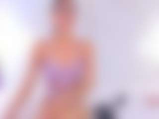 Live cam show with Vanessa - Teen (18+) on Camsoda