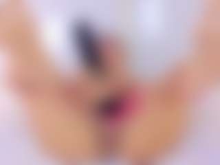 Live cam show with Vanessa - Pornstar Skinny on xxxlivecams.org