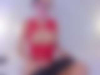 Live cam show with Vanessa - Skinny on Camsoda
