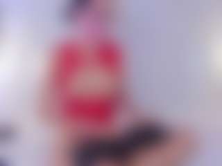 Live cam show with Vanessa - Skinny on Camsoda