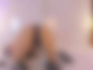 Live cam show with Vanessa - Threesome on Gym Cam Girls