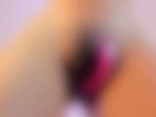 Live cam show with Vanessa - Facial on https://playwithruby.com