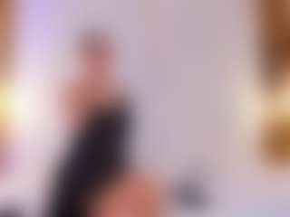 Live cam show with Vanessa - Butt Plug on TeamSkeetLive