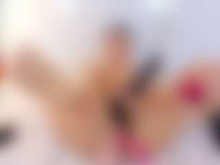 Live cam show with Vanessa - Lush on Milf Play