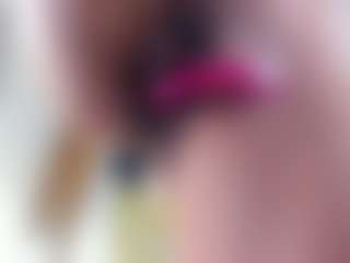 Live cam show with Vanessa - Full Nudity on Mixed Magazine Live