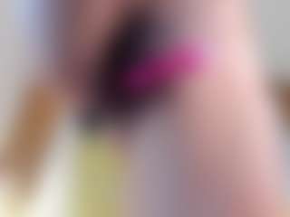 Live cam show with Vanessa - Creampie on livesuperchat.net