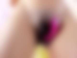 Live cam show with Vanessa - Full Nudity on Camsoda
