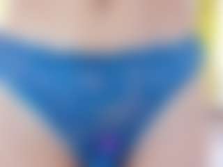 Live cam show with Vanessa - Full Nudity on sexylivex.com