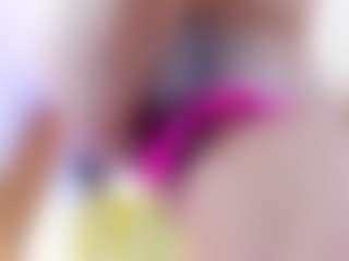 Live cam show with Vanessa - Body Massage on chickslive.net