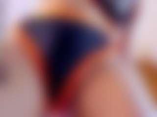 Live cam show with Vanessa - Normal on Hubzter Live