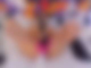 Live cam show with Vanessa - Public on Dare Cams