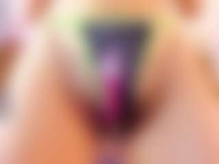 Live cam show with Vanessa - Ass Clapping on Camsoda