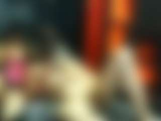 ashleyandtommy1's Live Sex Cam Show