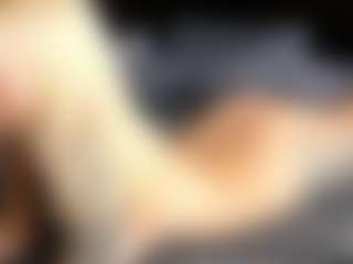 Live cam show with ivory-soull - Butt Plug on Camsoda