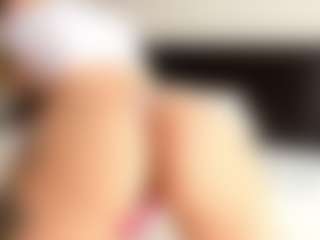 Live cam show with ivory-soull - Green Eyes on Dolls Live