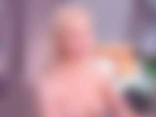 Live cam show with Danny-Billy - Drinking on StripNow