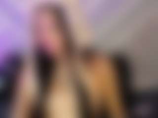 Live cam show with AnalyMilles - Double Penetration on Camsoda Late Night