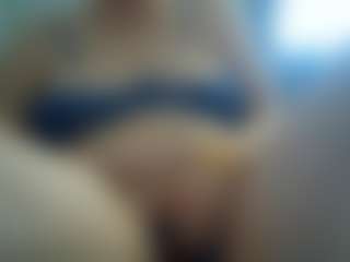 Live cam show with Goodass5 - Brown Hair on madthumbs