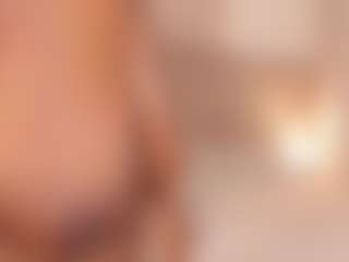 serena_quin MILF webcam performer live streaming