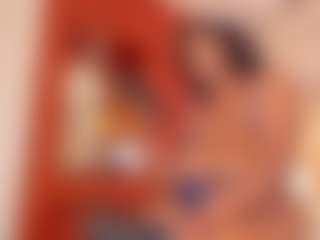 Live cam show with serena_quin - Middle Aged on TastyBlacksLive