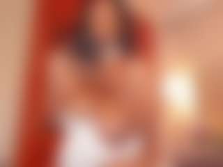 Live cam show with serena_quin - Average on Camsoda
