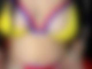 Live cam show with Kimoralee - Facial on Milfs Live