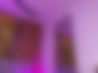 Live cam show with lucero-wilms - Strip on Uber Horny