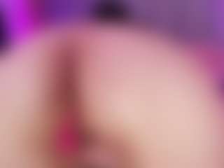 Live cam show with lucero-wilms - Flashing on Cam Slut