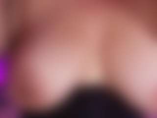 lucero-wilms's Live Sex Cam Show