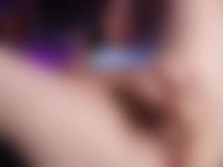 Live cam show with lucero-wilms - Mature Young Adult on Gym Cam Girls