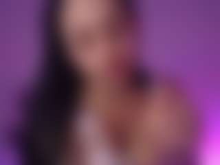 Spettacolo in cam dal vivo con Milliebobby - White su Camsoda | colombia