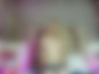 Live cam show with samantha-dimou - Mature on intimatelivegirls.com