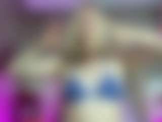 Live cam show with samantha-dimou - Average on friskycurves.com
