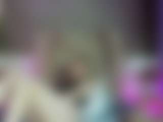 Live cam show with samantha-dimou - Middle Aged on googirlz