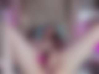Live cam show with samantha-dimou - Blonde Hair Middle Aged on Camsoda