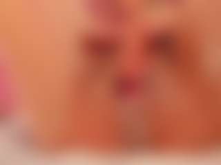 aishathornee's Live Sex Cam Show