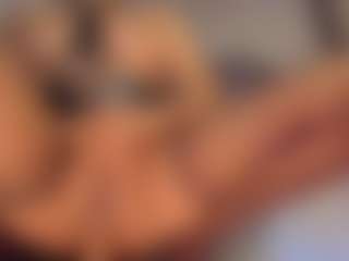 aishathornee's Live Sex Cam Show