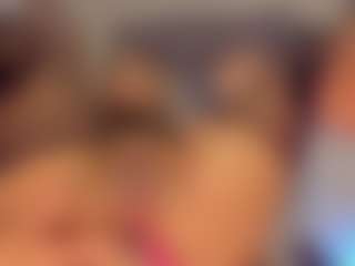 aishathornee's Live Sex Cam Show