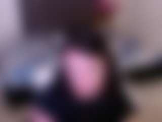 Live cam show with Ariel-Laurentt - Skinny on Cam Slut
