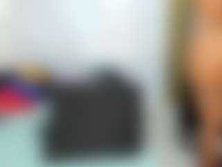 Live cam show with ciaraharrys - BBW on CamwithHer