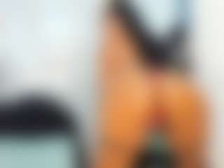 Live cam show with ciaraharrys - Spank Toys on Milfs Live