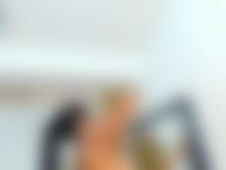 Live cam show with ciaraharrys - Curvy MILF on Camsoda