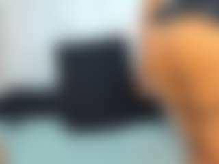Live cam show with ciaraharrys - Striptease on CSO-WL