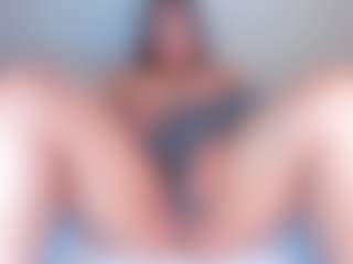 Julieta-Blue's Live Sex Cam Show