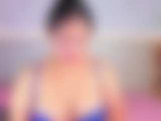 Julieta-Blue's Live Sex Cam Show