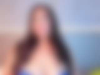 Julieta-Blue's Live Sex Cam Show