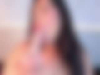 Julieta-Blue's Live Sex Cam Show